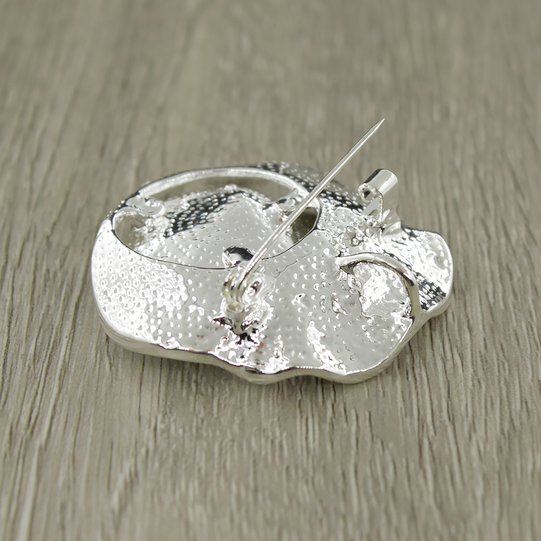 Брошь "Камелия" жемчуг белый