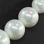Бусы майорка белая, разноразмерные 8...20мм, короткие 55см Бусы майорка белая, разноразмерные 8...20мм, короткие 55см