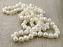 Бусы жемчуг белый, неровные 9..10мм, длина 120см. Бусы жемчуг белый, неровные 9..10мм, длина 120см.