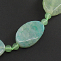 Бусы агат зеленый, плоские овальные 20х30мм, короткие 57см